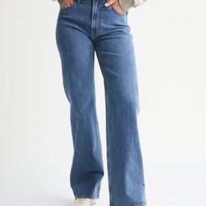 Abercrombie 14L curve love high rise 90s jeans